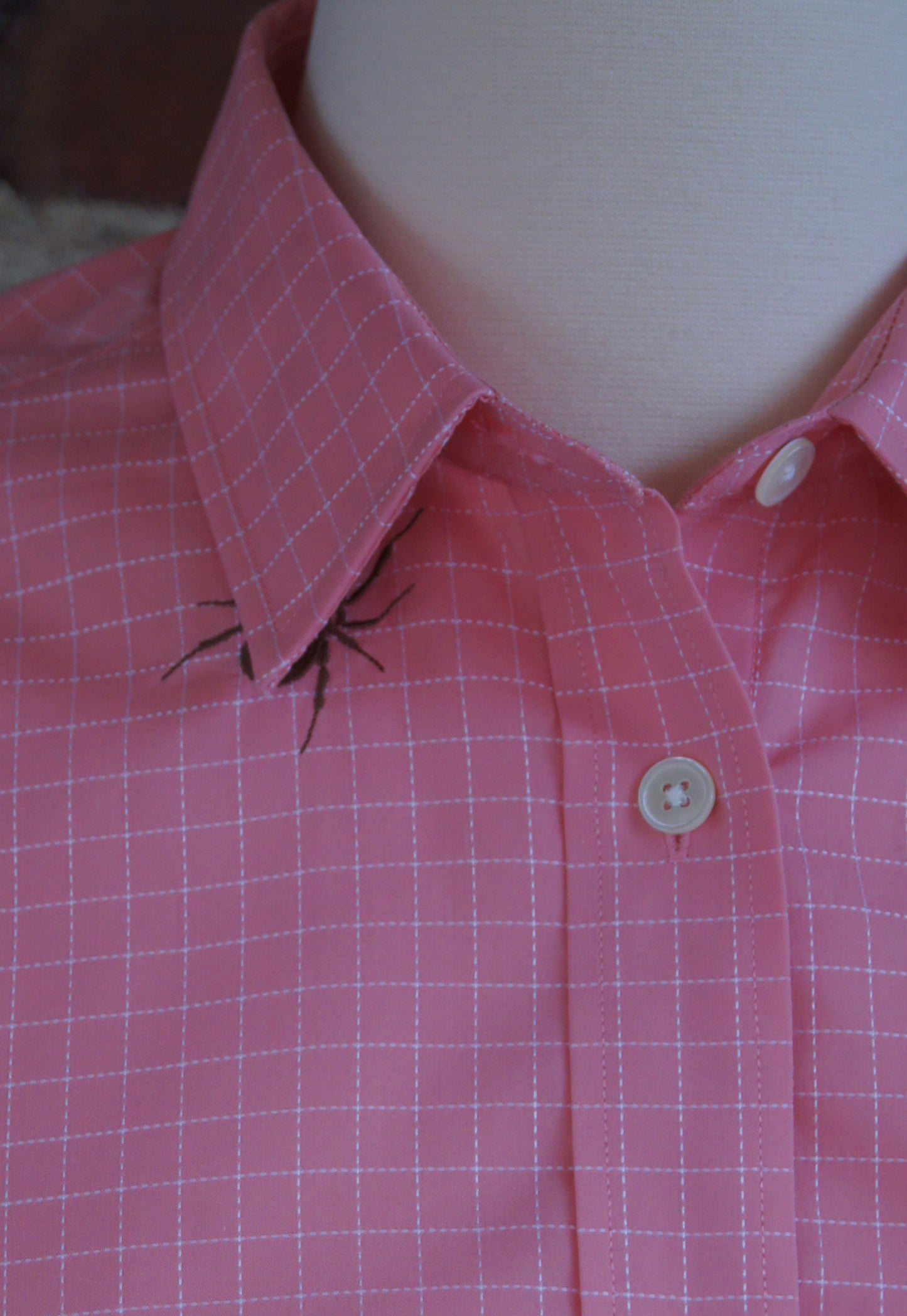 Peligro oculto: camiseta de Lotus